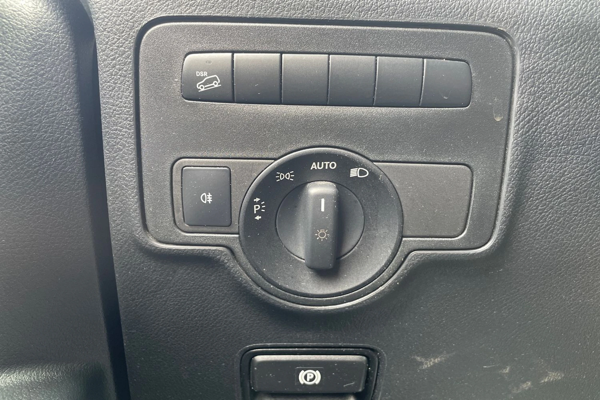 Musta Mercedes-Benz VITO 2019 kuva 21.