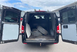 Musta Mercedes-Benz VITO 2019 kuva 25.