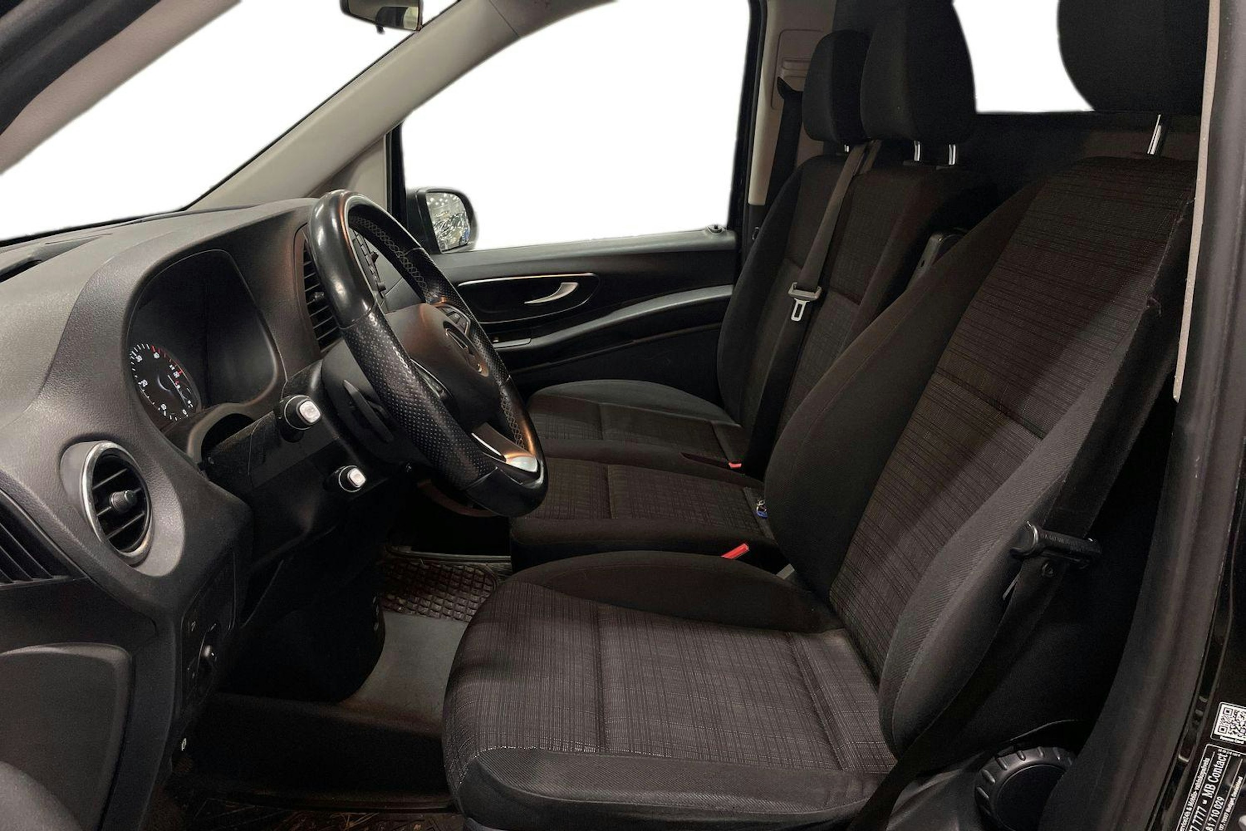 musta Mercedes-Benz Vito 2019 kuva 3.