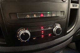 harmaa Mercedes-Benz Vito 2019 kuva 25.