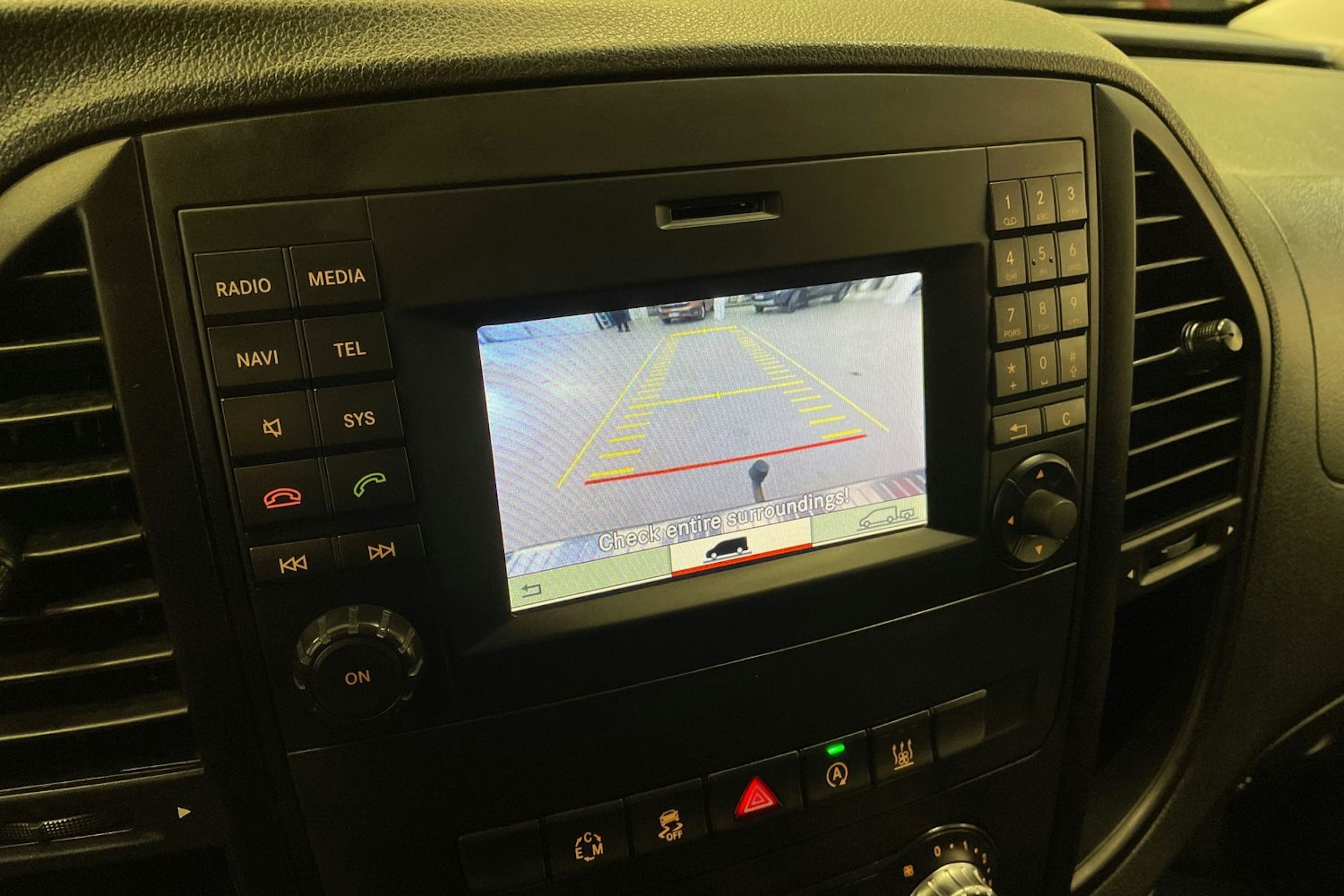 harmaa Mercedes-Benz Vito 2019 kuva 27.