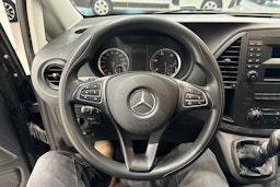 musta Mercedes-Benz Vito 2019 kuva 13.