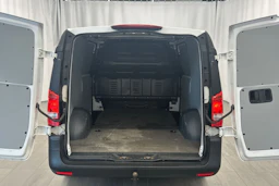 valkoinen Mercedes-Benz Vito 2019 kuva 10.