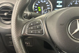 valkoinen Mercedes-Benz Vito 2019 kuva 11.