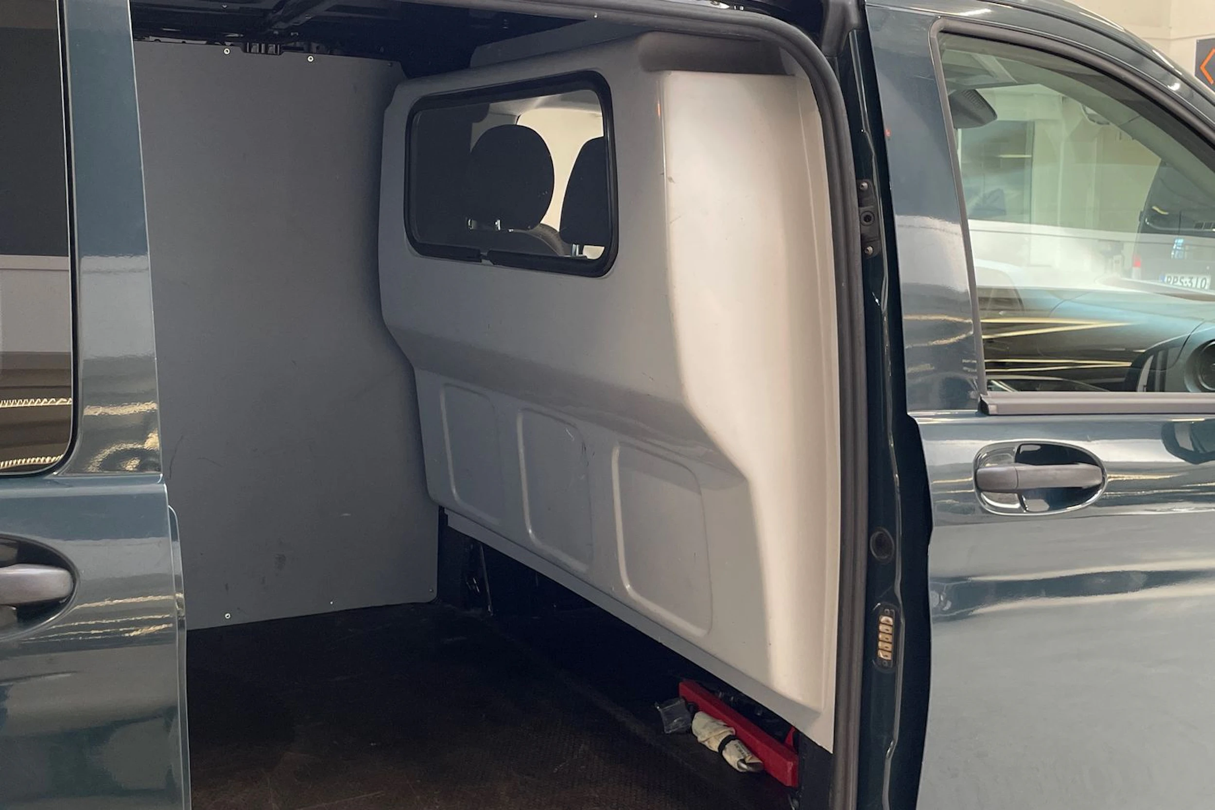 vihreä Mercedes-Benz Vito 2019 kuva 14.