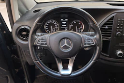vihreä Mercedes-Benz Vito 2019 kuva 18.