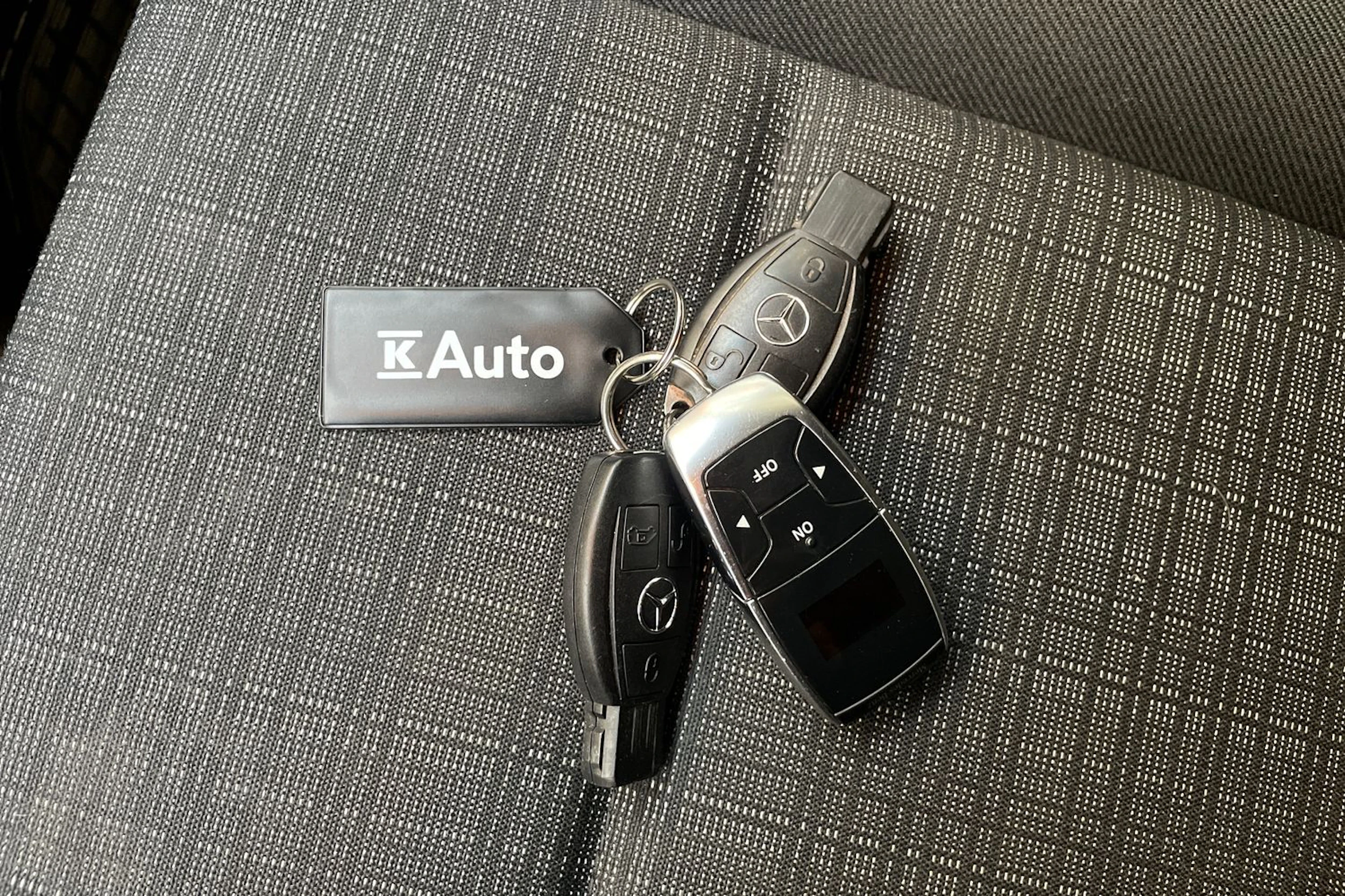 vihreä Mercedes-Benz Vito 2019 kuva 32.