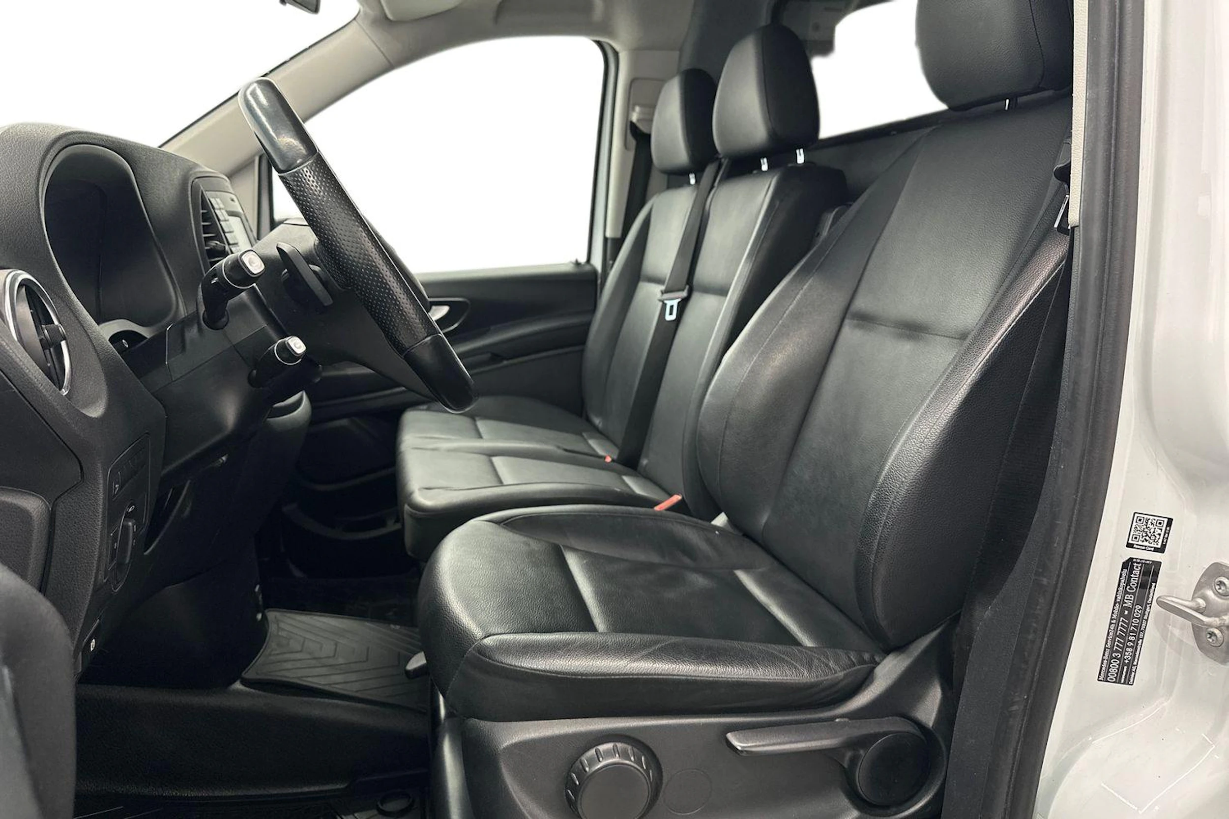valkoinen Mercedes-Benz Vito 2019 kuva 8.