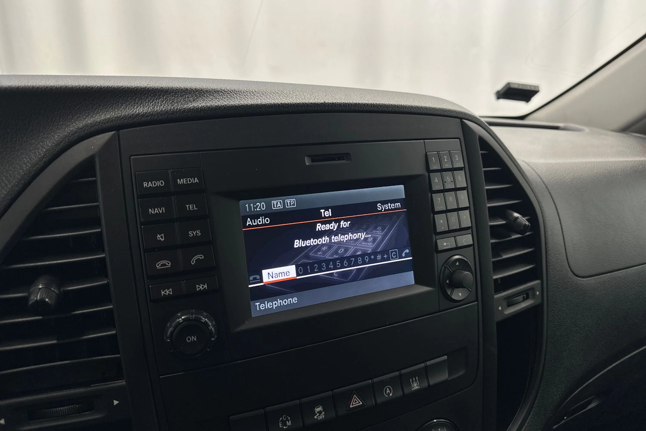 valkoinen Mercedes-Benz Vito 2019 kuva 18.