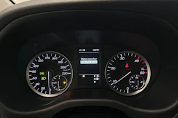 valkoinen Mercedes-Benz Vito 2019 kuva 22.