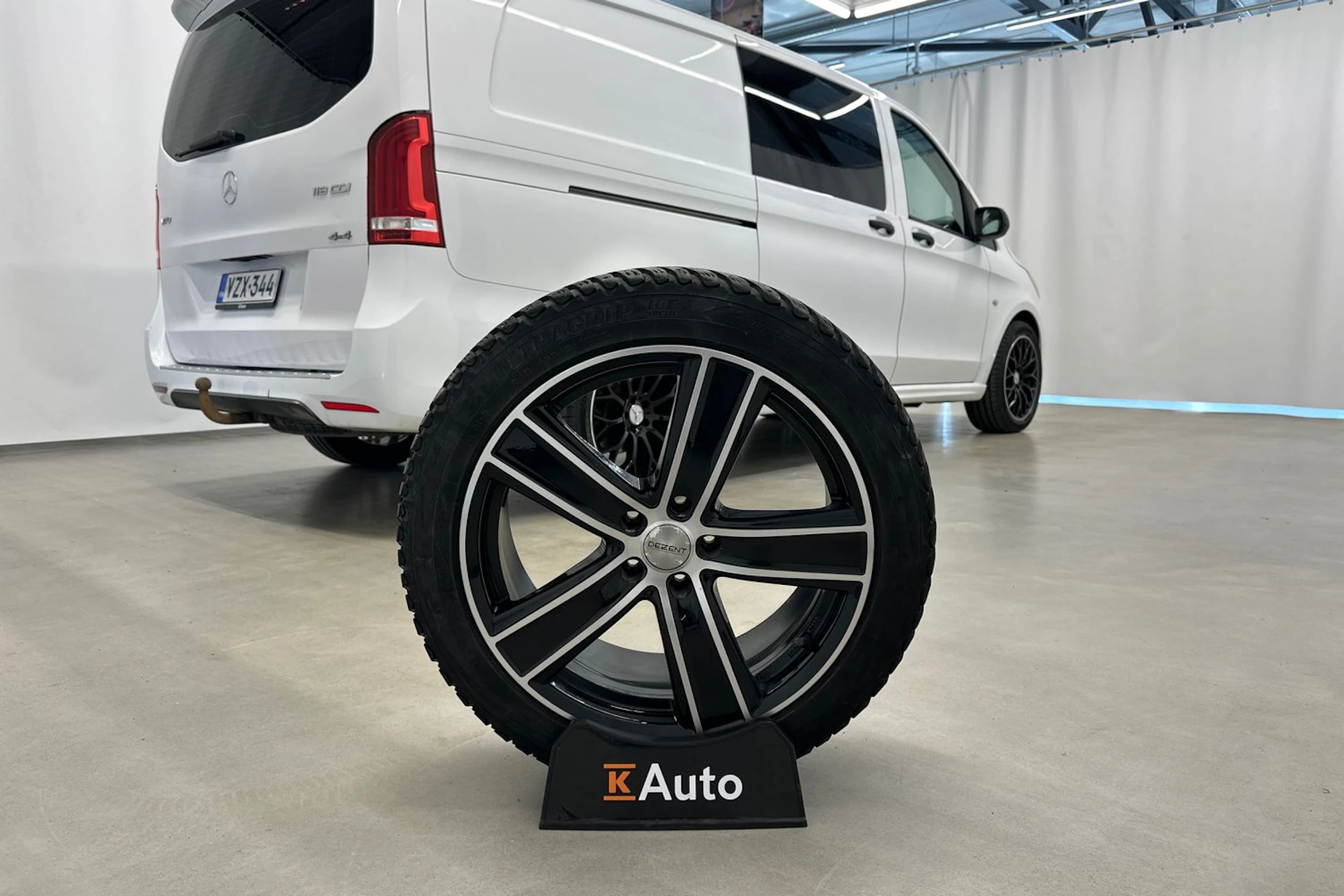 valkoinen Mercedes-Benz Vito 2019 kuva 31.