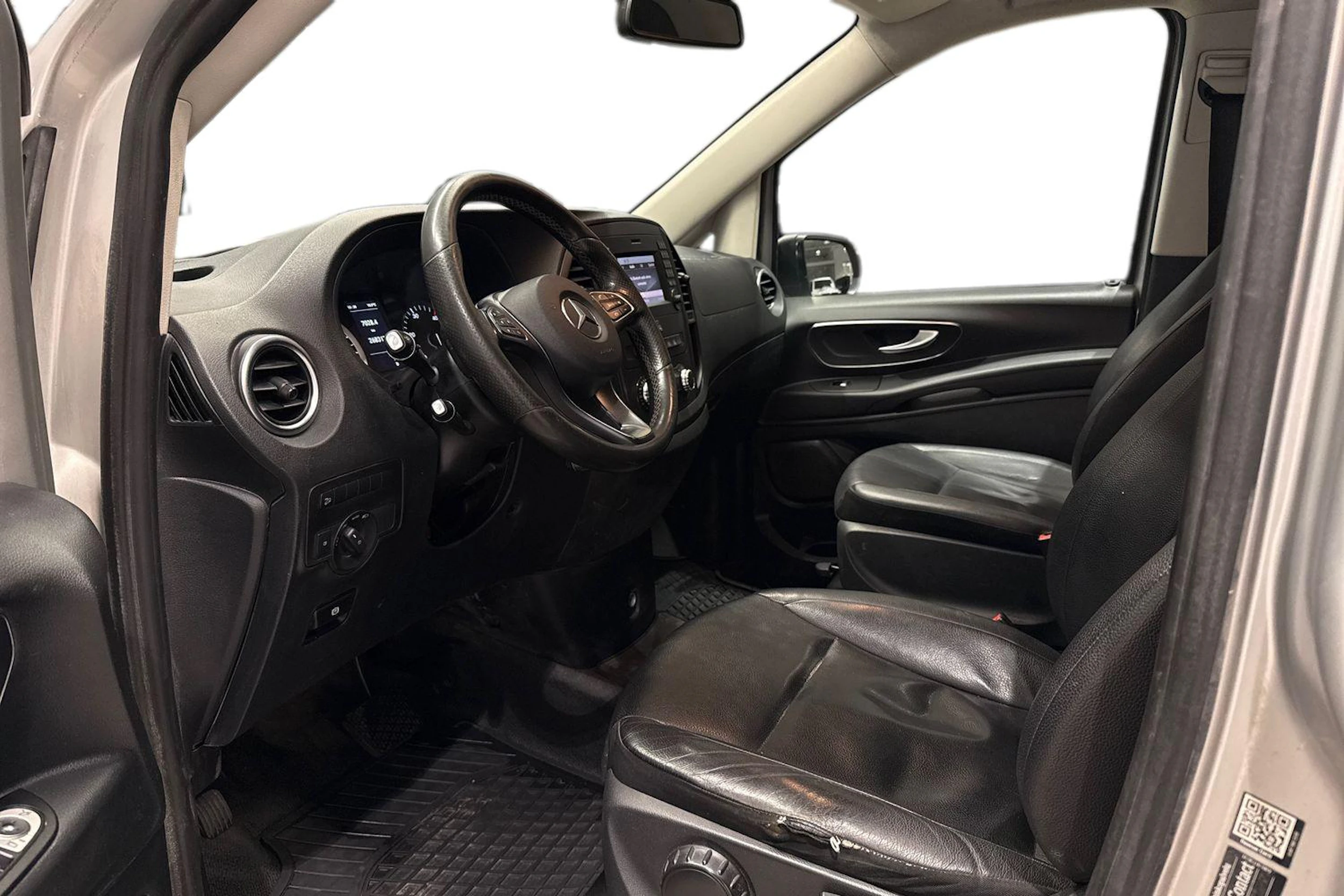 harmaa Mercedes-Benz Vito 2019 kuva 8.