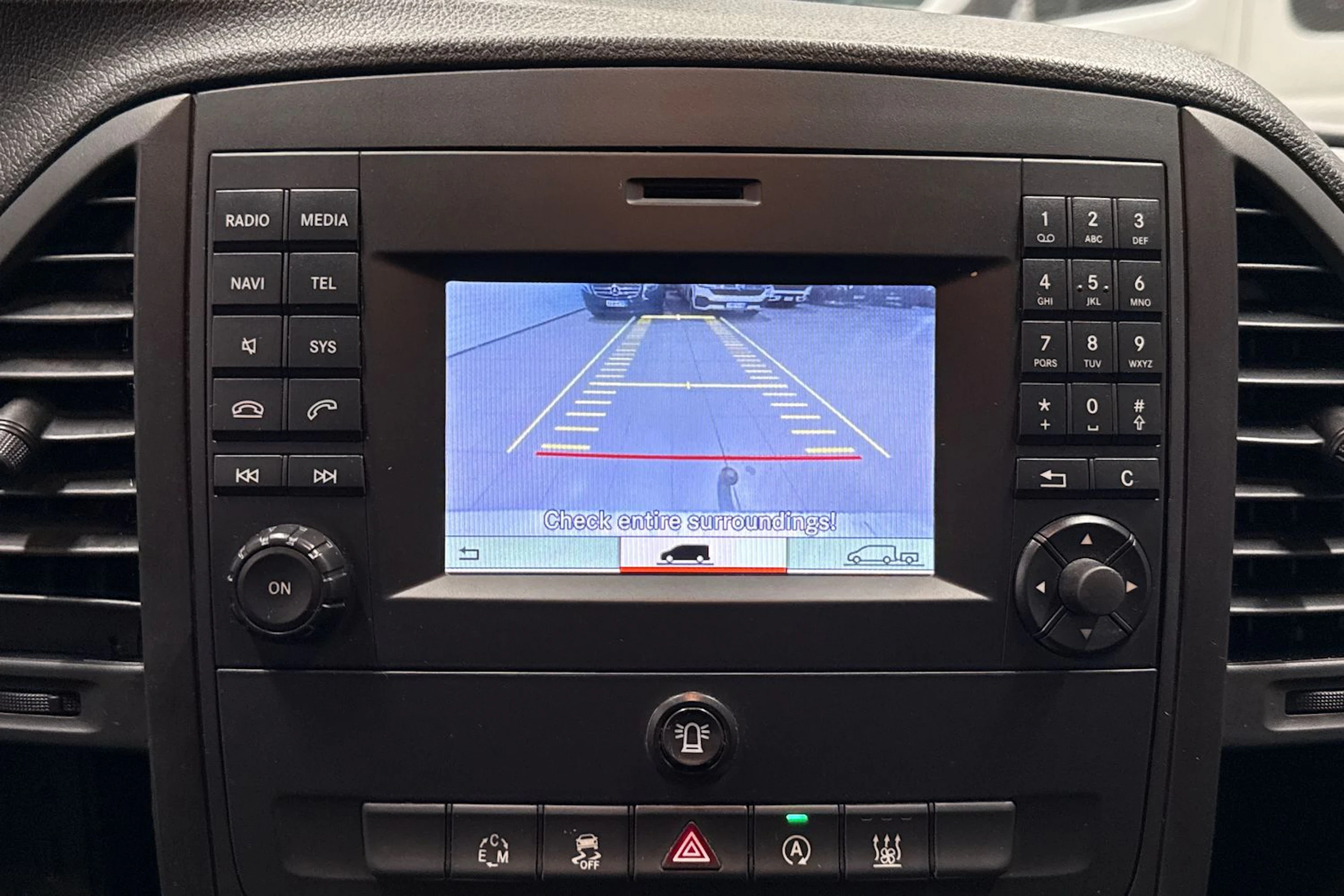 harmaa Mercedes-Benz Vito 2019 kuva 21.