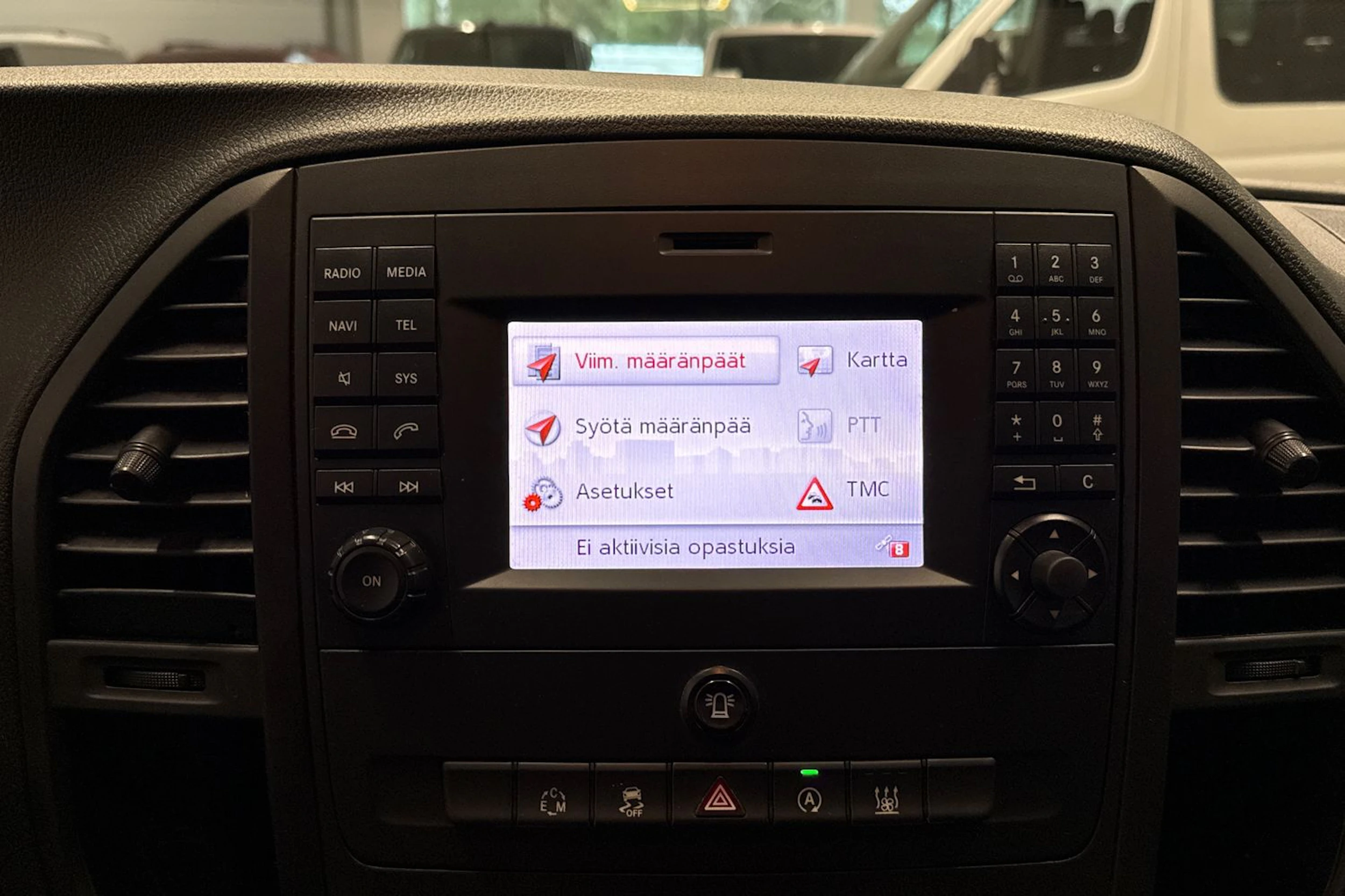 harmaa Mercedes-Benz Vito 2019 kuva 22.