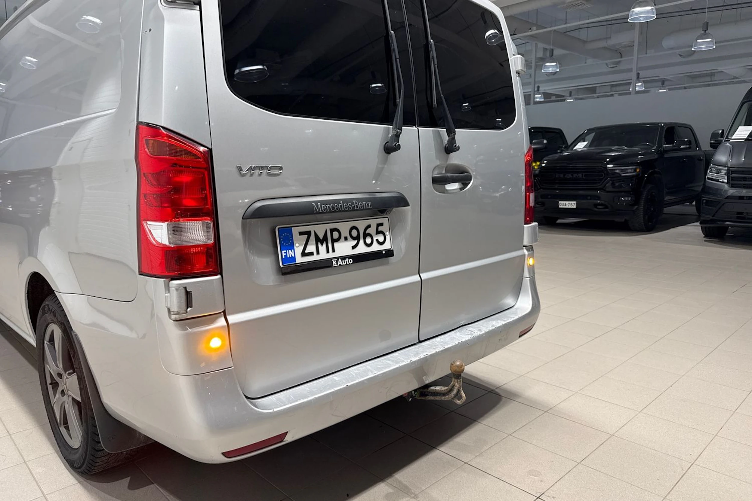 harmaa Mercedes-Benz Vito 2019 kuva 28.