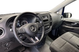 sininen Mercedes-Benz Vito 2020 kuva 9.