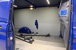 sininen Mercedes-Benz Vito 2020 kuva 21.