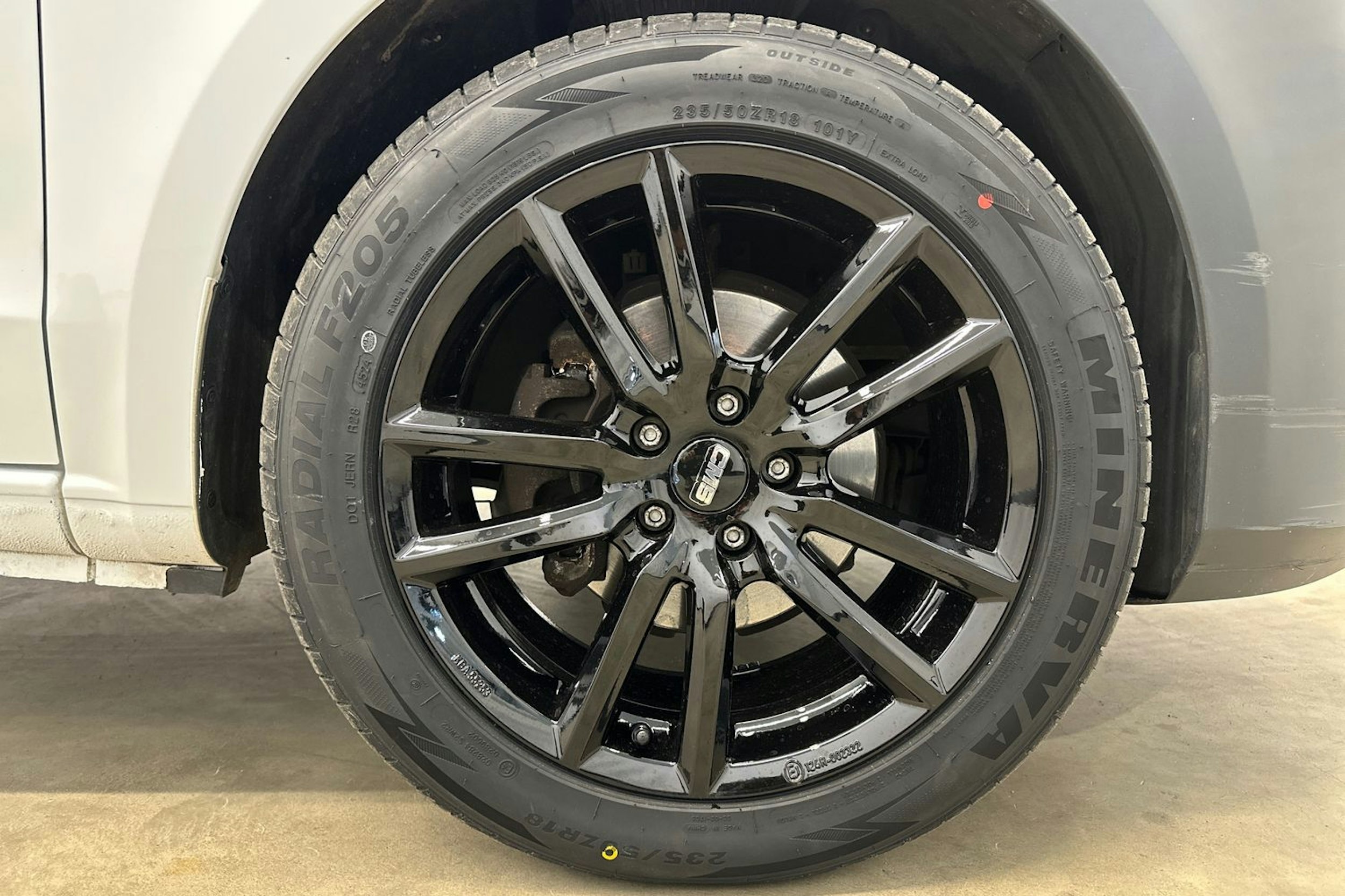 valkoinen Mercedes-Benz Vito 2020 kuva 21.