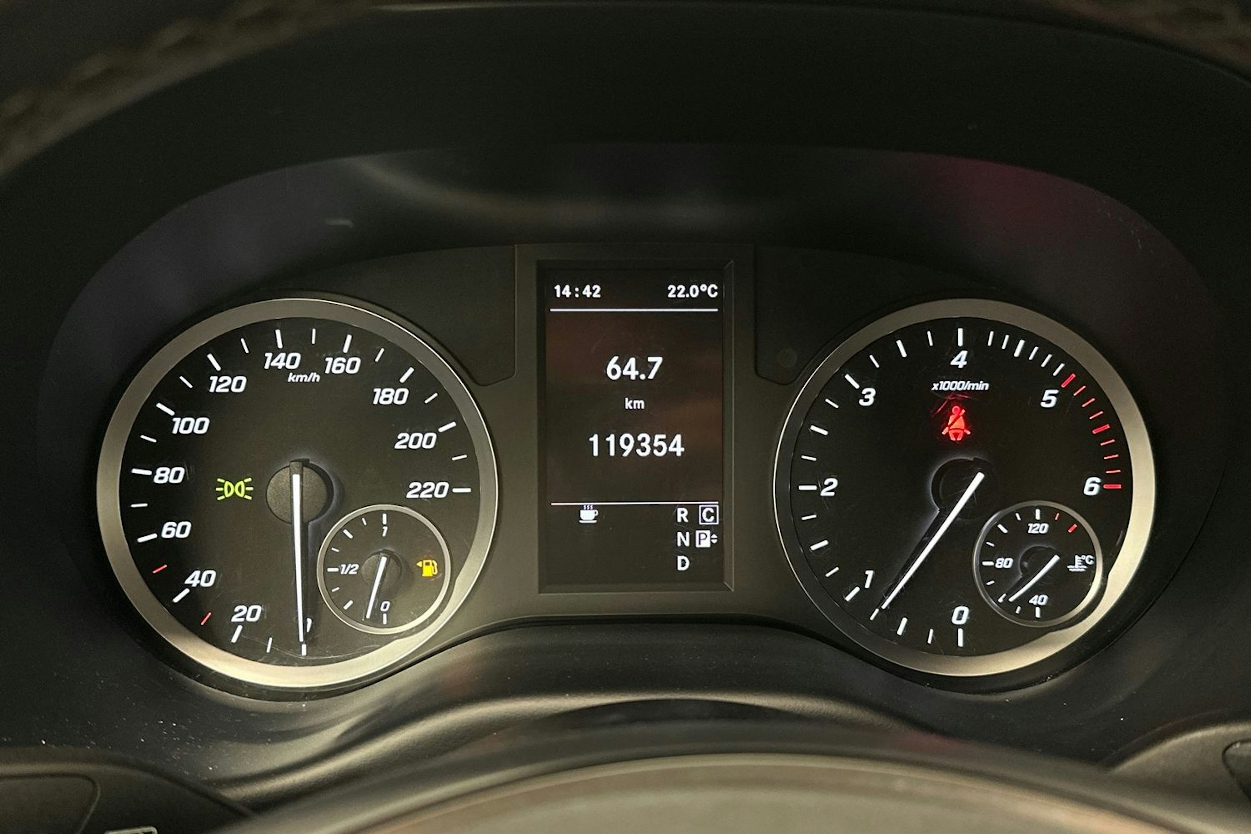 musta Mercedes-Benz Vito 2020 kuva 14.
