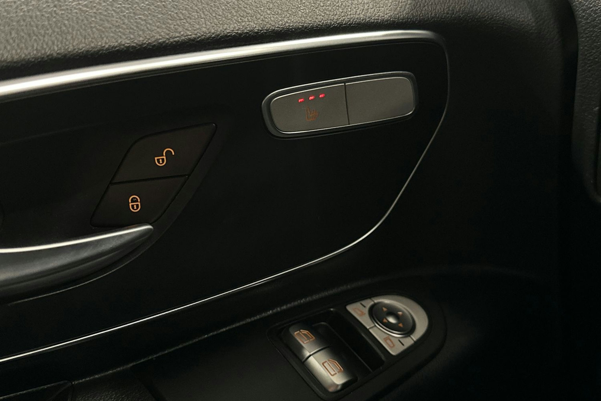 musta Mercedes-Benz Vito 2020 kuva 16.