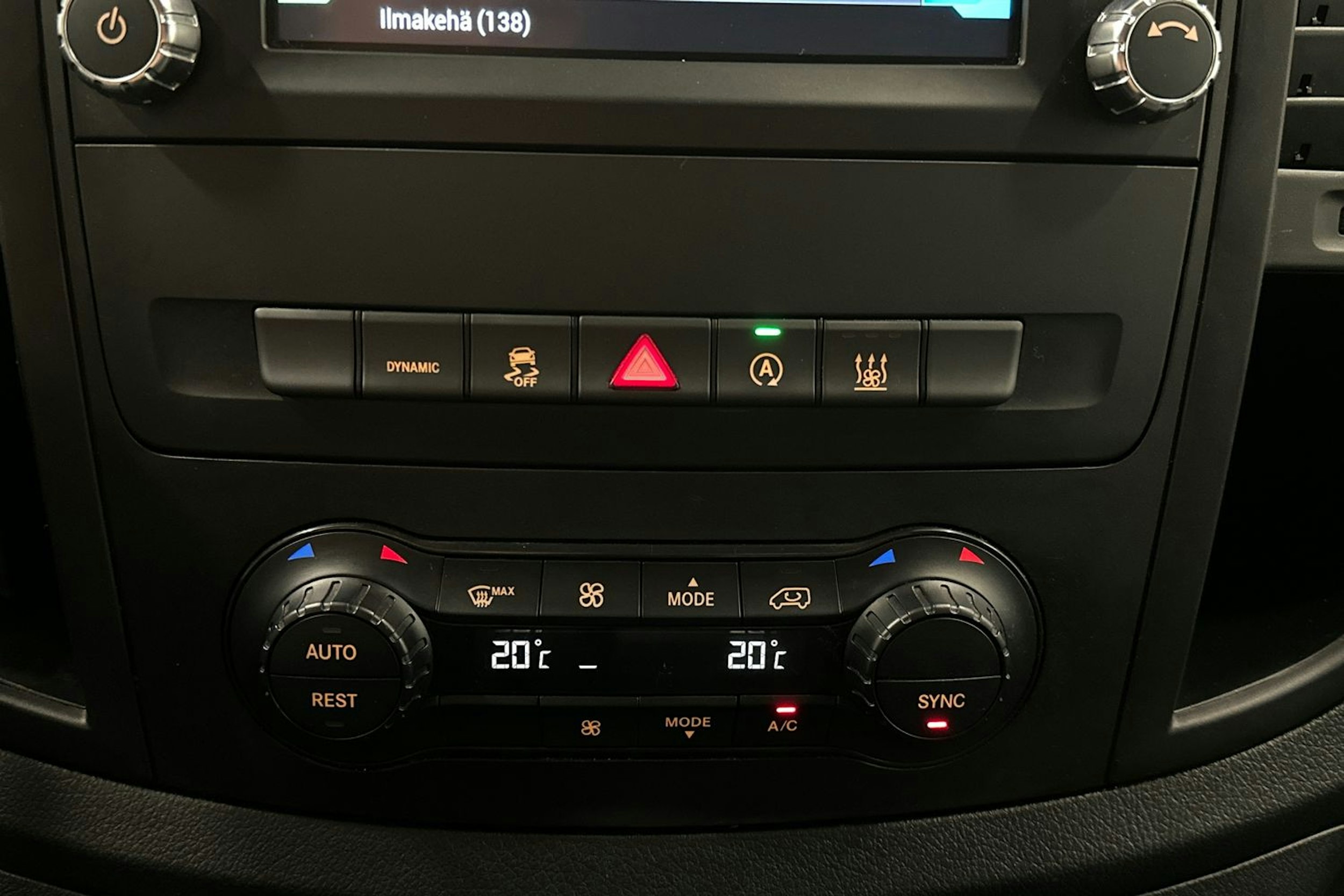 musta Mercedes-Benz Vito 2020 kuva 18.