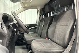 valkoinen Mercedes-Benz Vito 2020 kuva 15.