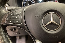 valkoinen Mercedes-Benz Vito 2020 kuva 19.