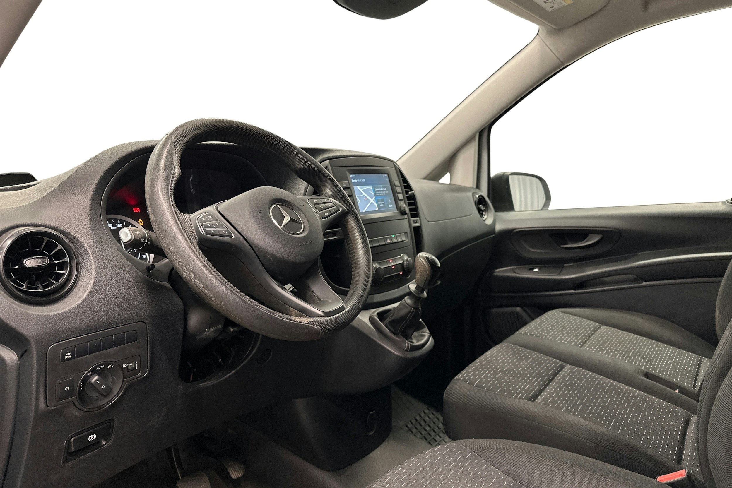valkoinen Mercedes-Benz Vito 2020 kuva 6.