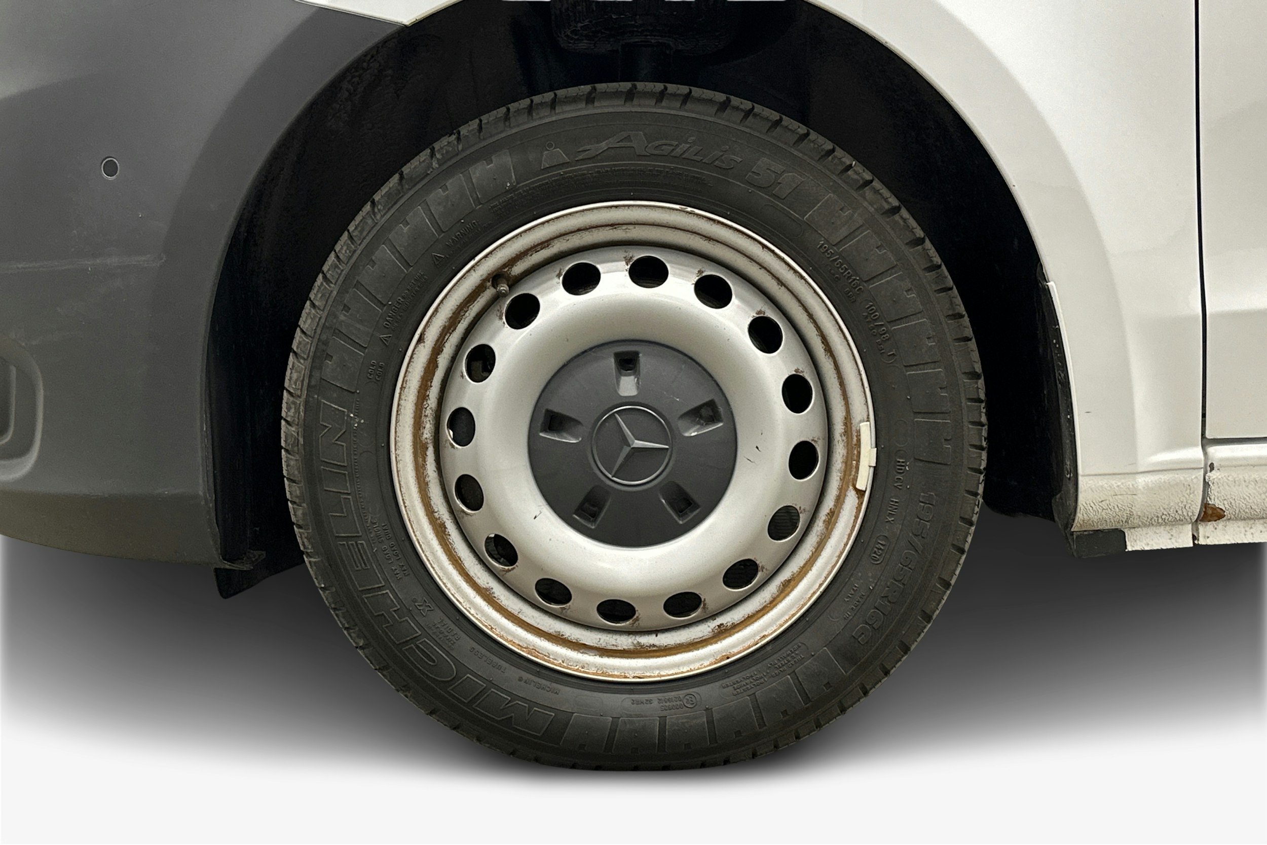 valkoinen Mercedes-Benz Vito 2020 kuva 8.