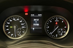 valkoinen Mercedes-Benz Vito 2020 kuva 18.