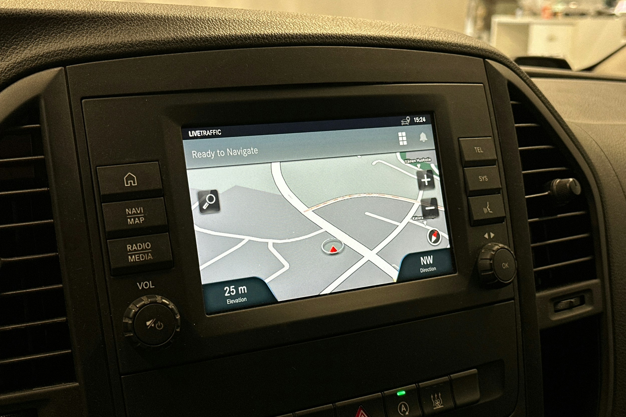 valkoinen Mercedes-Benz Vito 2020 kuva 22.