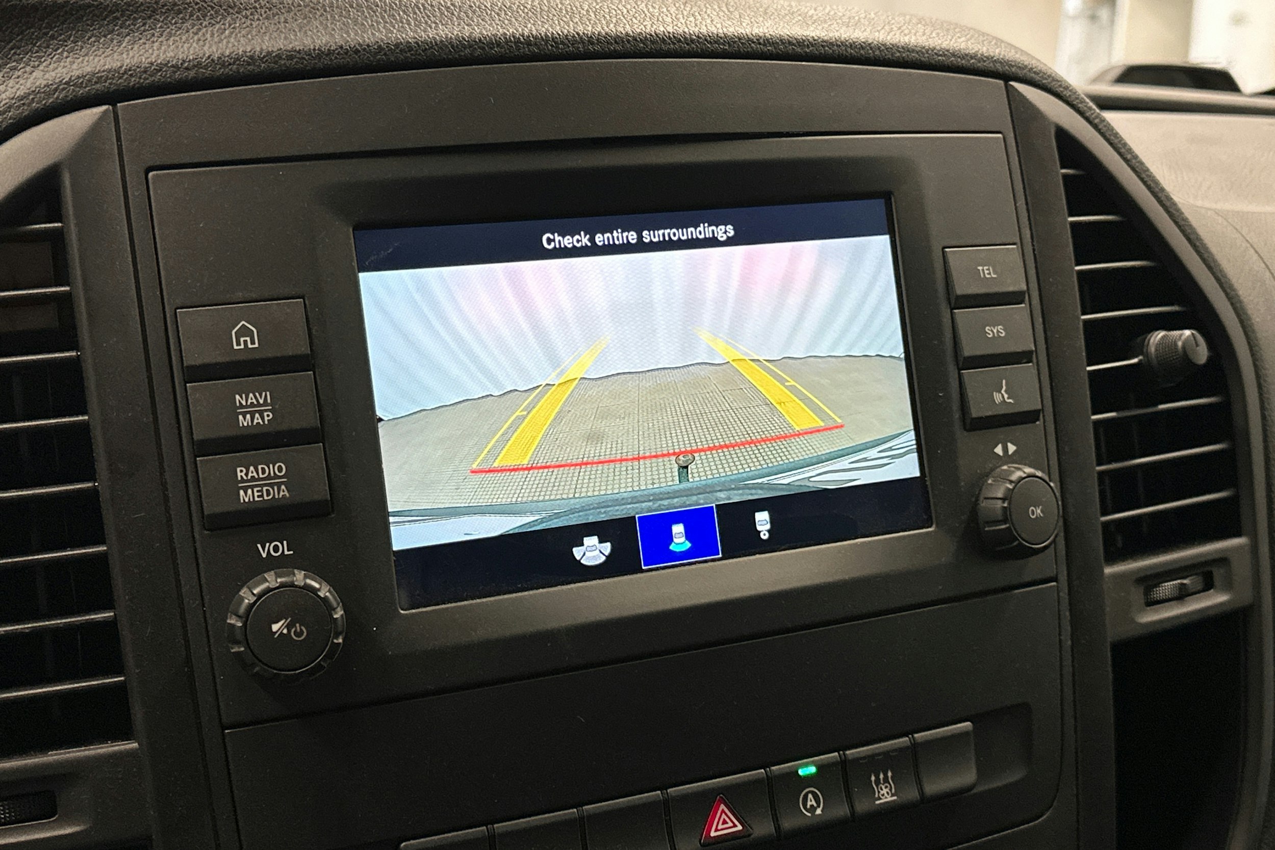 valkoinen Mercedes-Benz Vito 2020 kuva 24.
