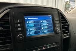 valkoinen Mercedes-Benz Vito 2020 kuva 13.