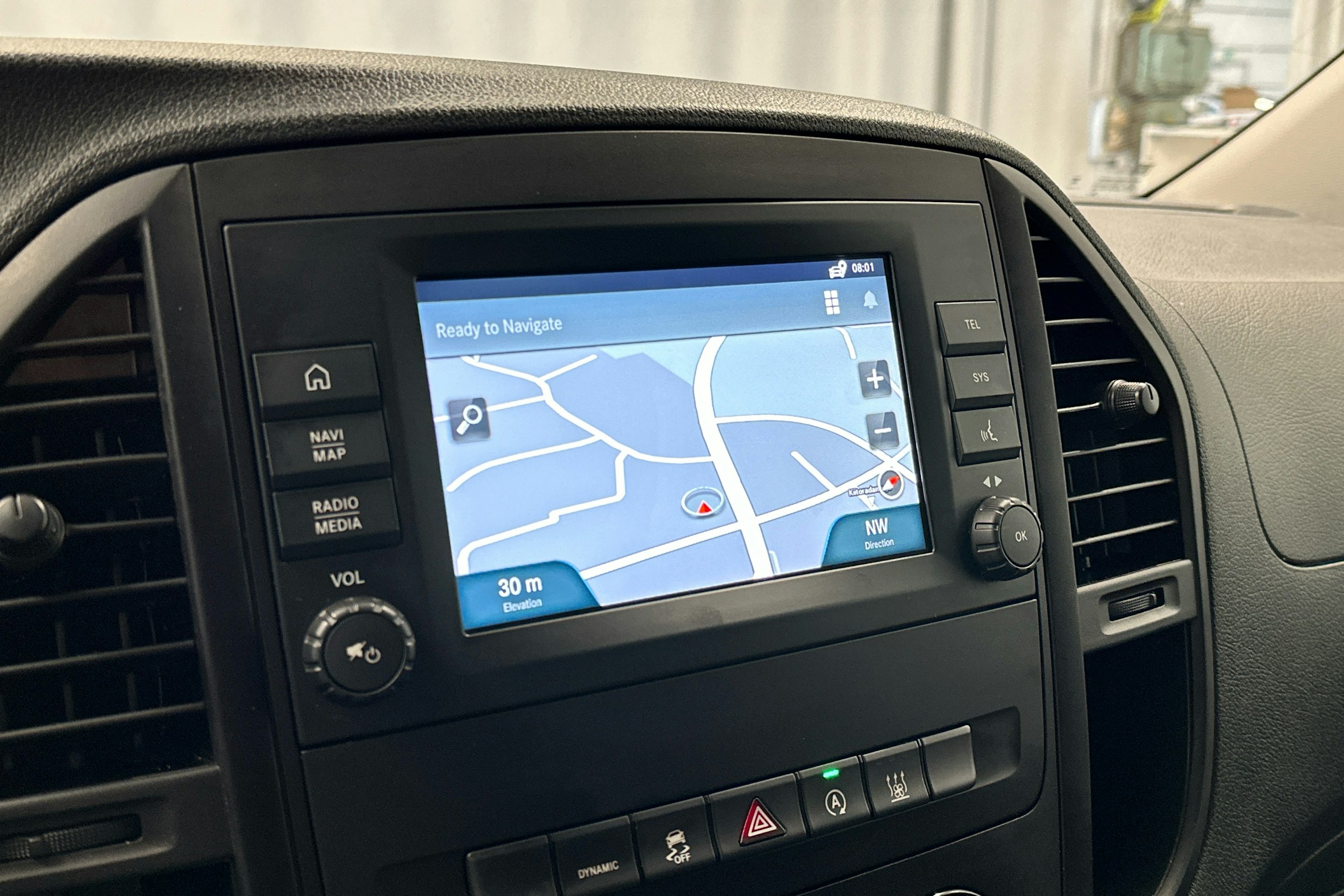 valkoinen Mercedes-Benz Vito 2020 kuva 14.