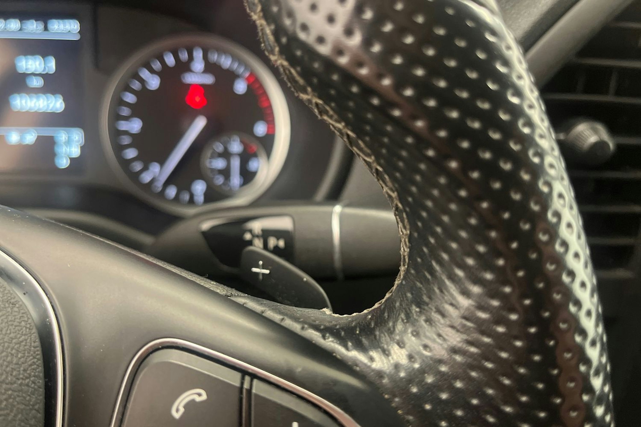 valkoinen Mercedes-Benz Vito 2020 kuva 23.