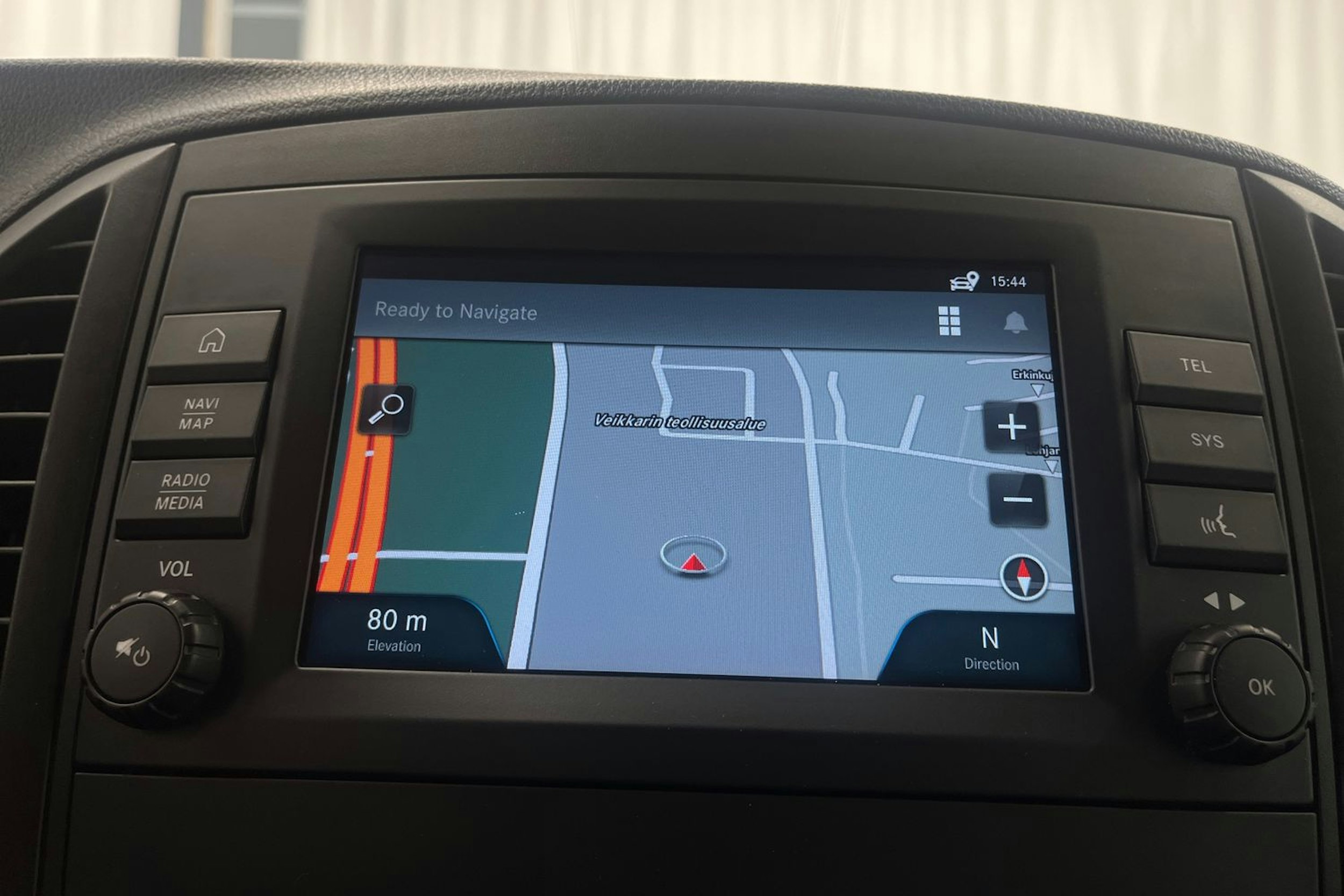 valkoinen Mercedes-Benz Vito 2020 kuva 25.