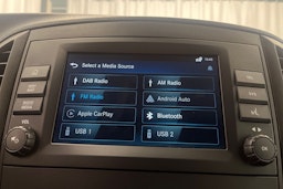 valkoinen Mercedes-Benz Vito 2020 kuva 26.