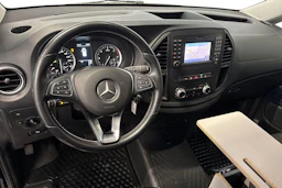 Musta Mercedes-Benz VITO 2020 kuva 7.