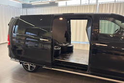 Musta Mercedes-Benz VITO 2020 kuva 14.