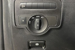 Musta Mercedes-Benz VITO 2020 kuva 23.