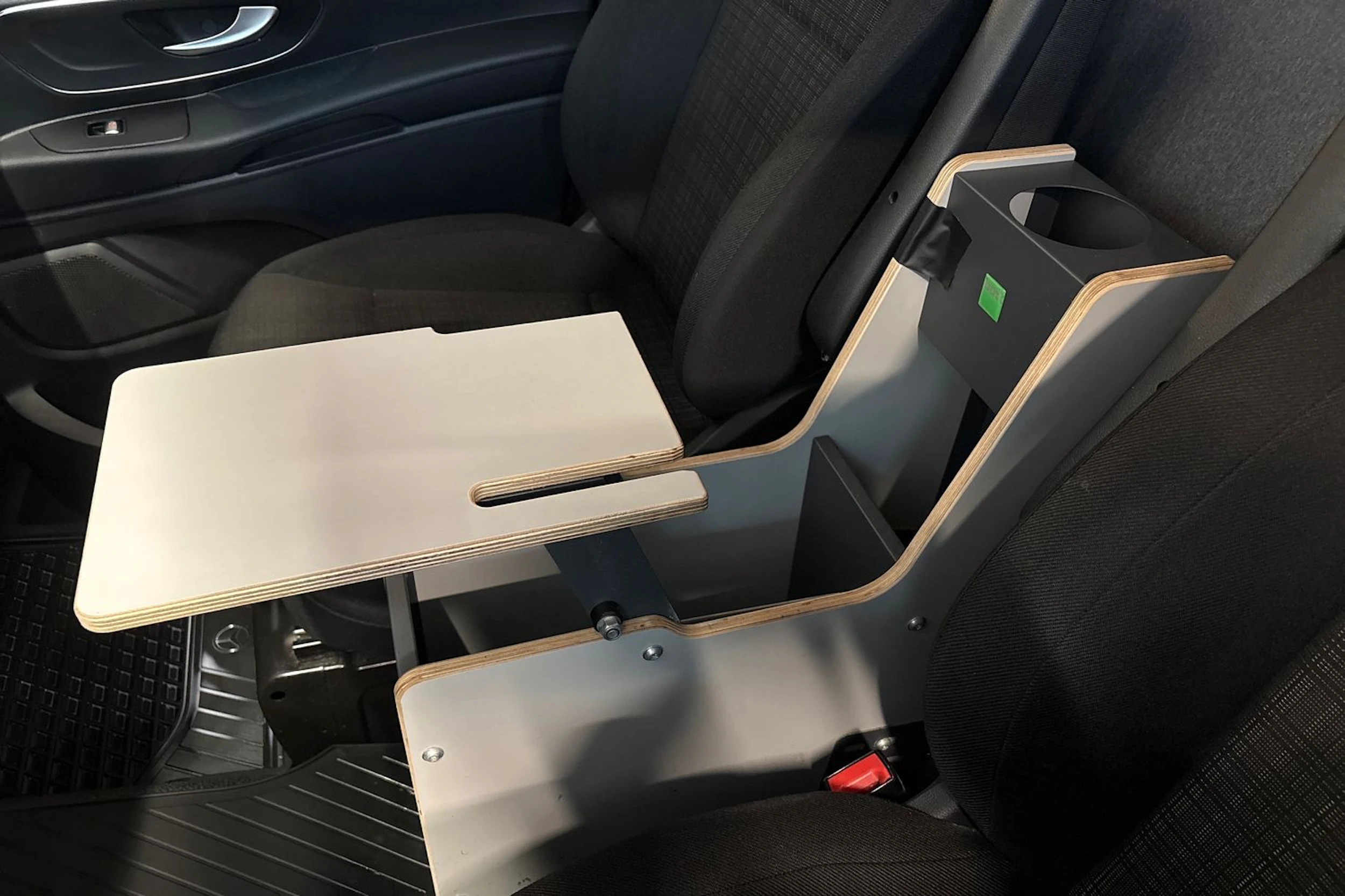 Musta Mercedes-Benz VITO 2020 kuva 26.