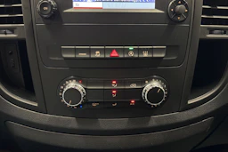 harmaa Mercedes-Benz Vito 2020 kuva 25.