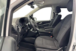 valkoinen Mercedes-Benz Vito 2020 kuva 8.