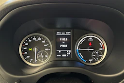 valkoinen Mercedes-Benz Vito 2020 kuva 10.