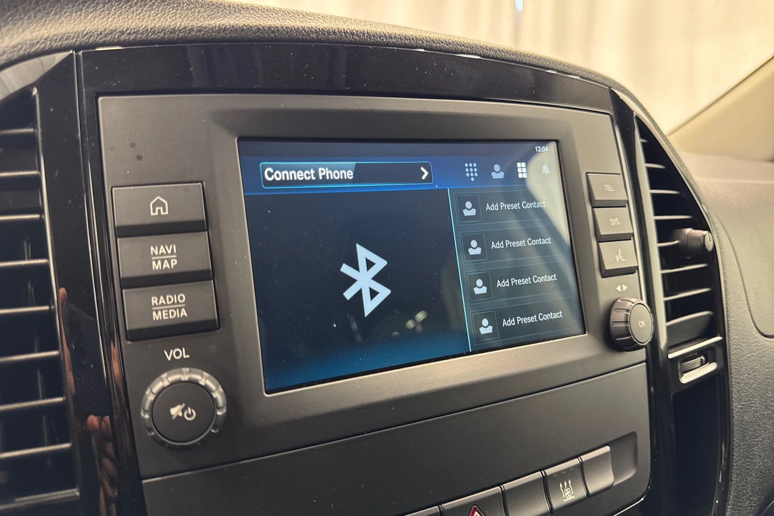 valkoinen Mercedes-Benz Vito 2020 kuva 15.