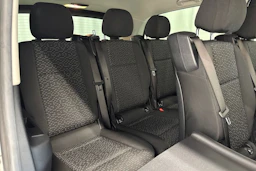 valkoinen Mercedes-Benz Vito 2020 kuva 24.