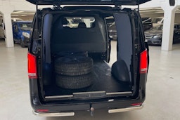 musta Mercedes-Benz Vito 2020 kuva 14.