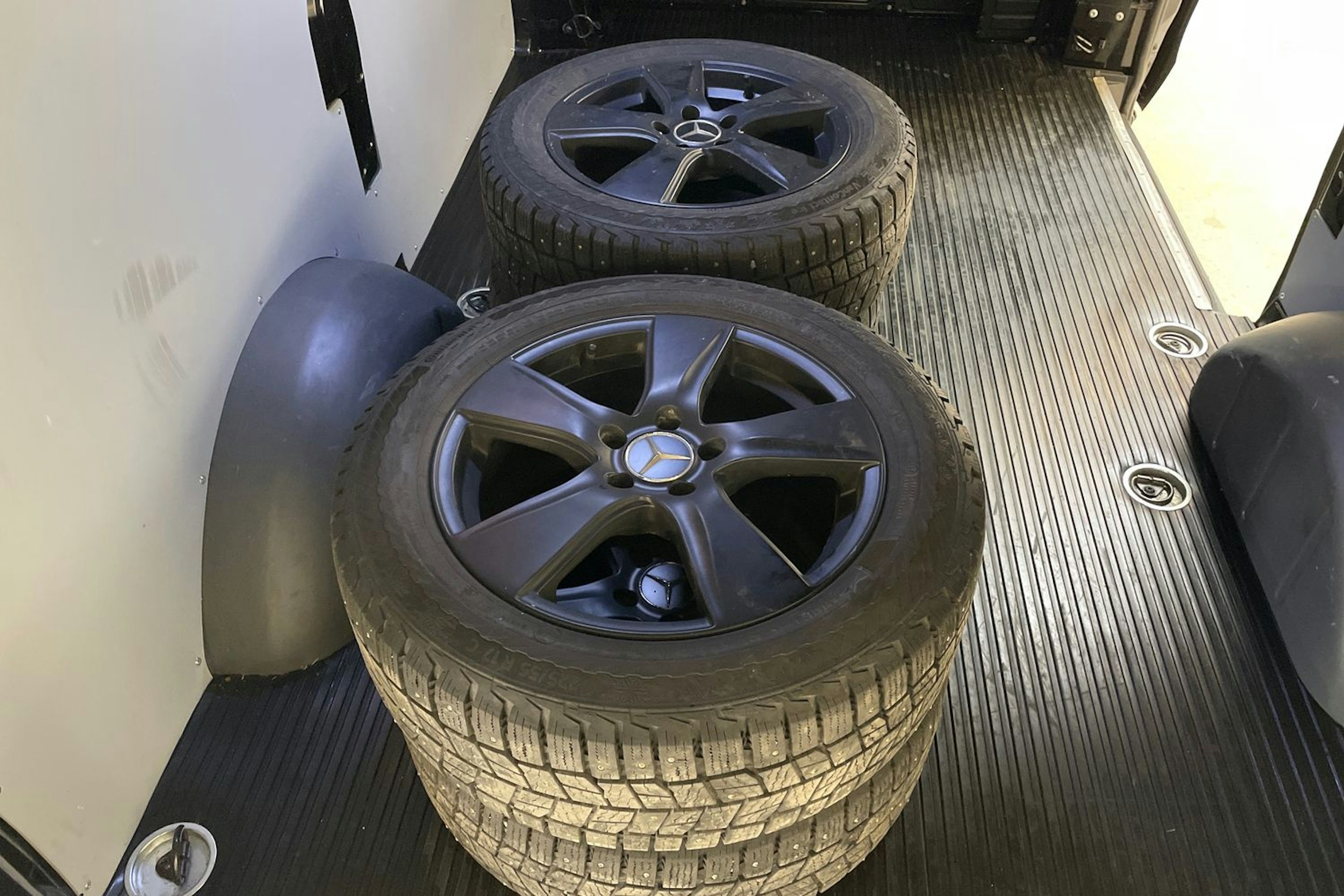 musta Mercedes-Benz Vito 2020 kuva 15.