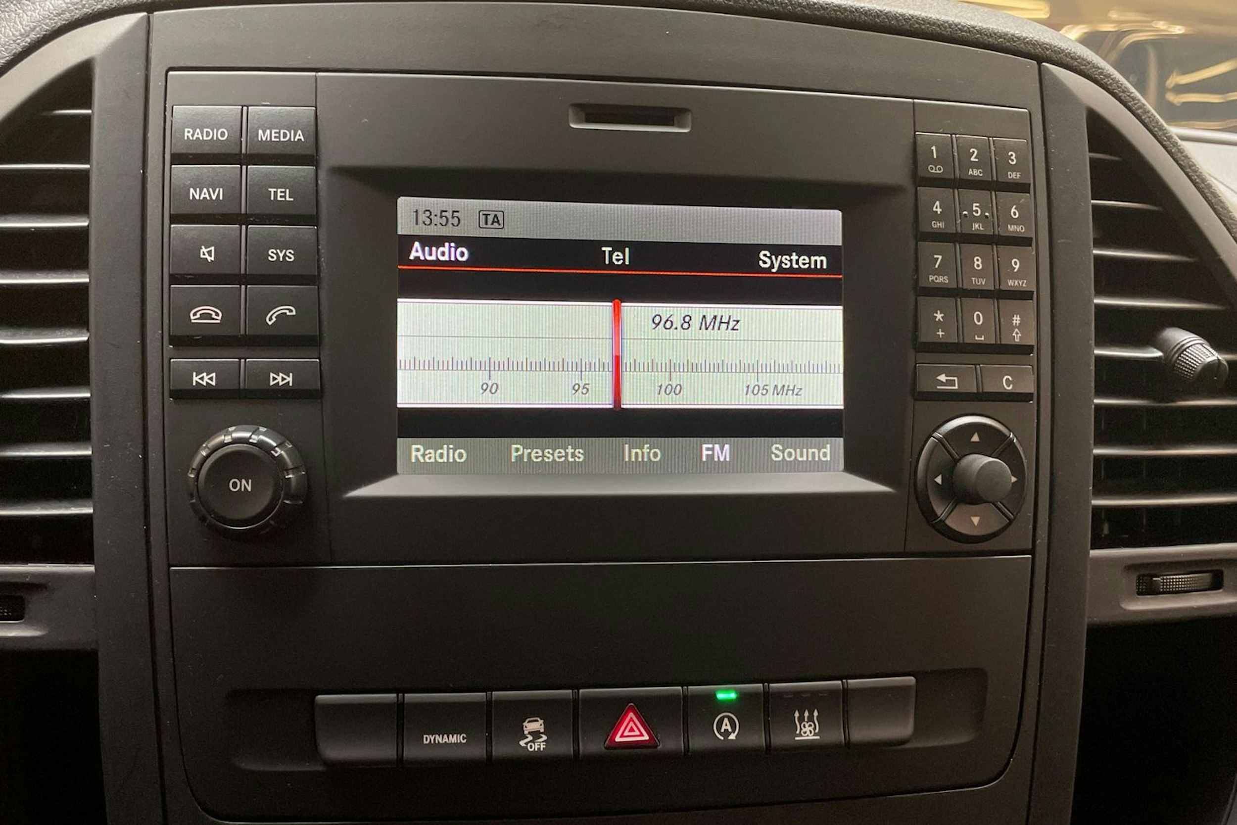 musta Mercedes-Benz Vito 2020 kuva 18.