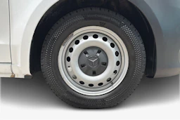 valkoinen Mercedes-Benz Vito 2020 kuva 12.